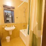 Apartman Sea Sirena With A Mountain View