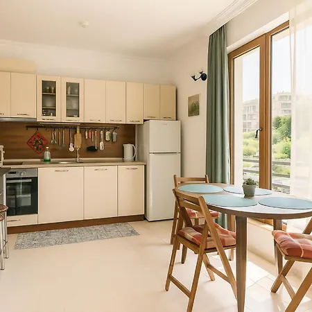 Sea Sirena With A Mountain View Apartment Sveti Vlas