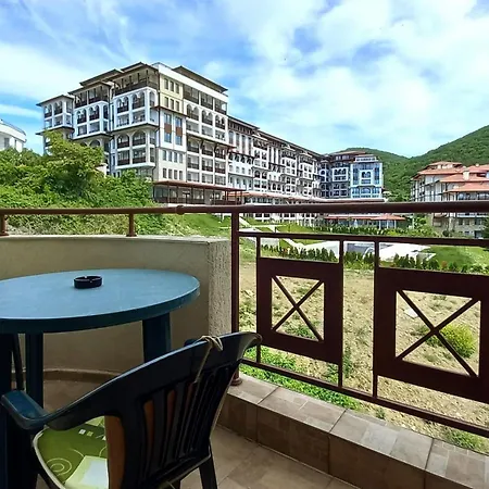 Apartament Sea Sirena With A Mountain View Sveti Vlas