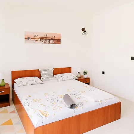 Apartament Sea Sirena With A Mountain View *